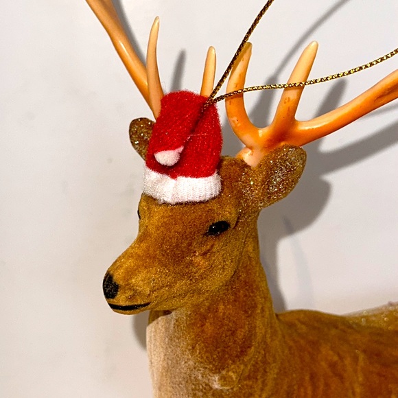 Vintage Large Christmas Flocked Reindeer/Buck - Picture 2 of 7